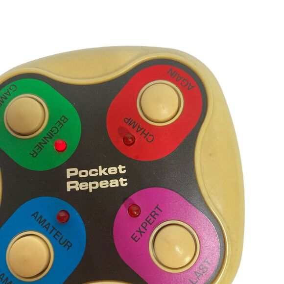 Vintage Radio Shack Electronic Pocket Repeat Handheld Game‎ Working TESTED - Picture 7 of 8